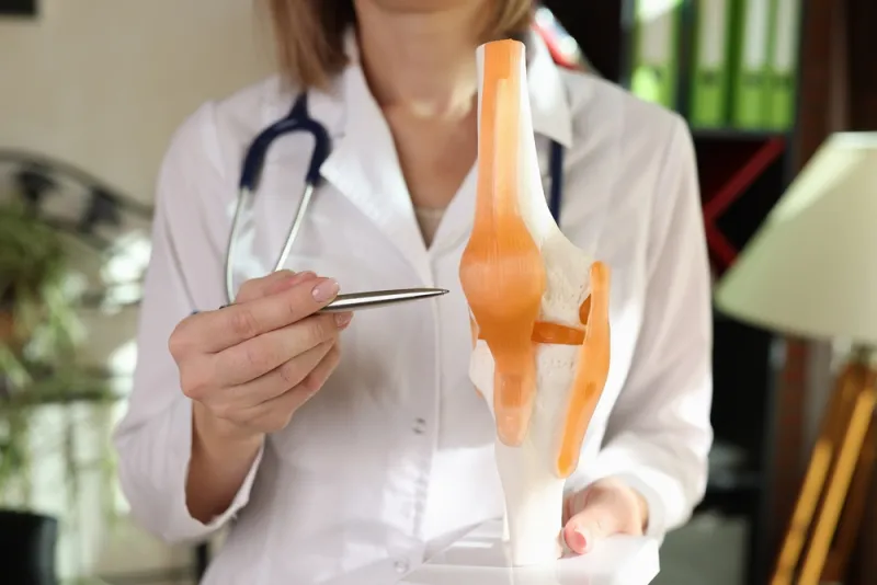 The Price of Waiting: What Delayed Autoimmune Treatment Really Costs — And How Early Plaquenil Therapy Changes the Equation