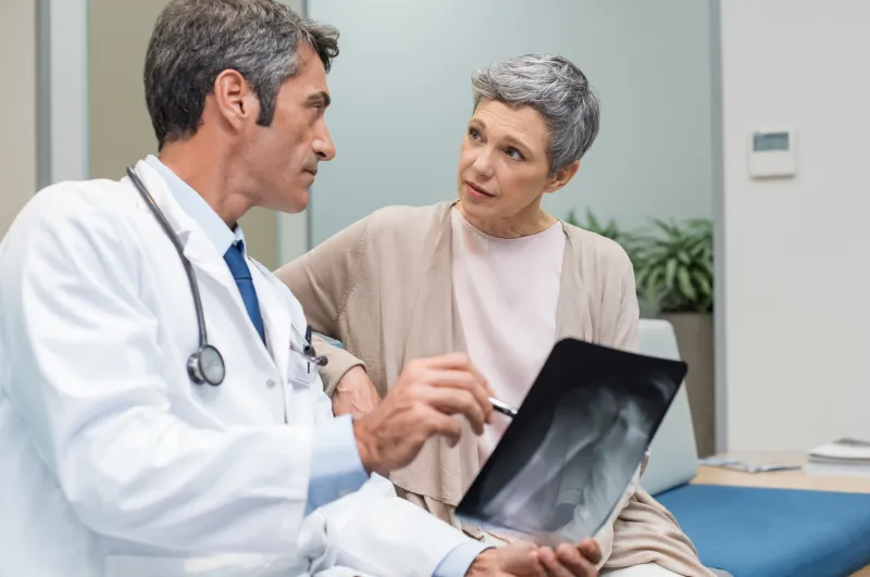Tailoring Plaquenil: How Rheumatologists Calibrate Hydroxychloroquine Doses for Each Patient